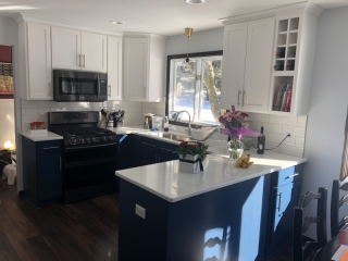 Gorgeous Two-Tone Kitchen